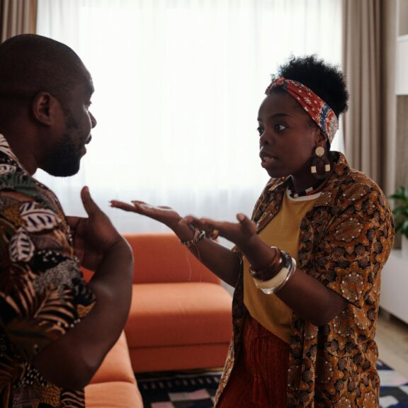 You Keep Showing Up. But Are They? 7 Signs Your Relationship Is One-Sided