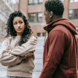 You Keep Showing Up. But Are They? 7 Signs Your Relationship Is One-Sided